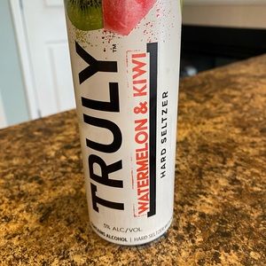 Meet your Posher, Corinne